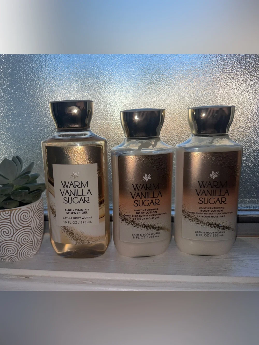 Bath & Body Works Warm Vanilla Sugar Body Wash & Lotion Duo - Gold and Cream